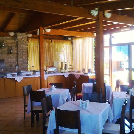 Hotel Oasis Kyparissia Ngoại thất bức ảnh