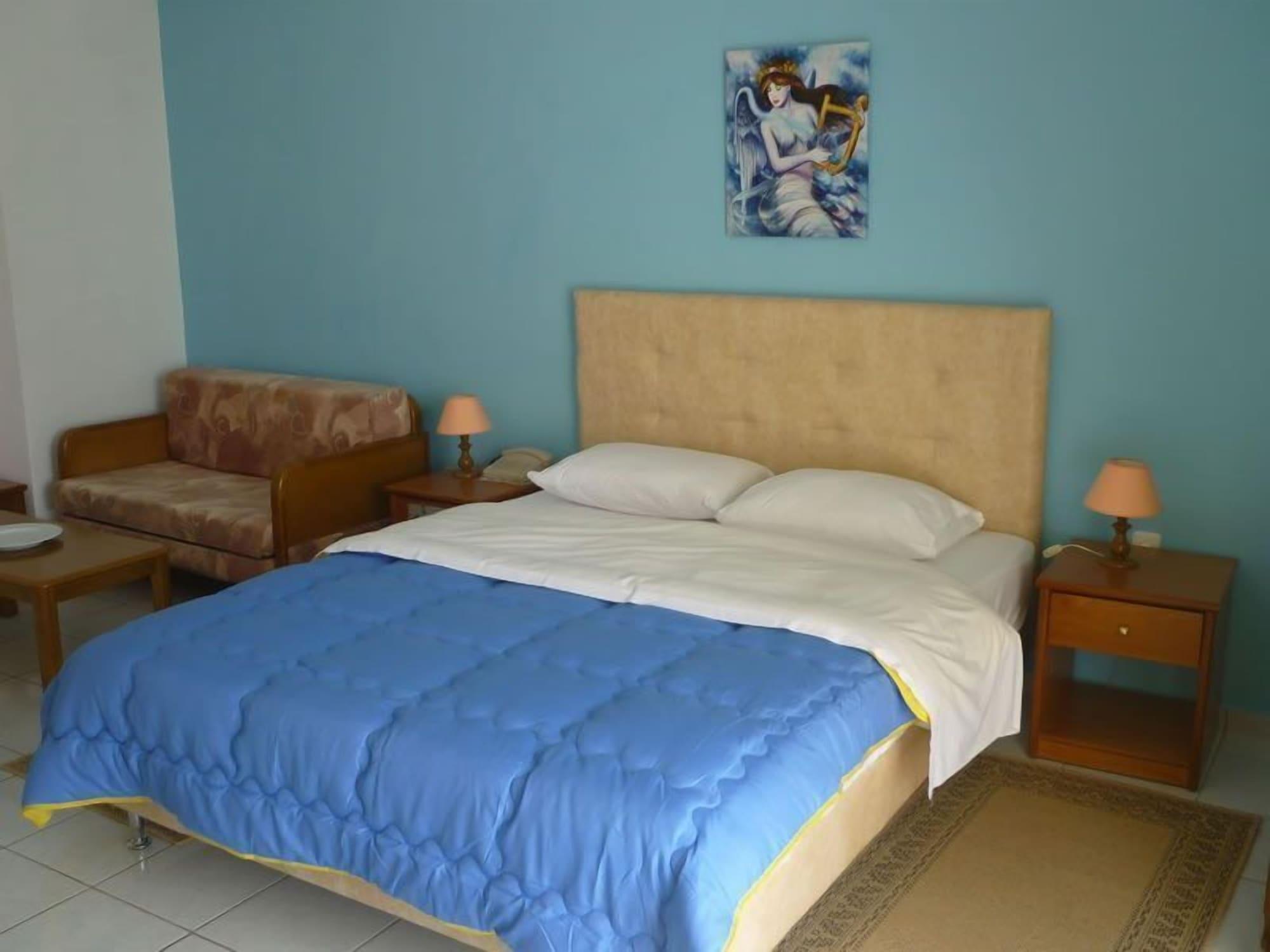 Hotel Oasis Kyparissia Ngoại thất bức ảnh