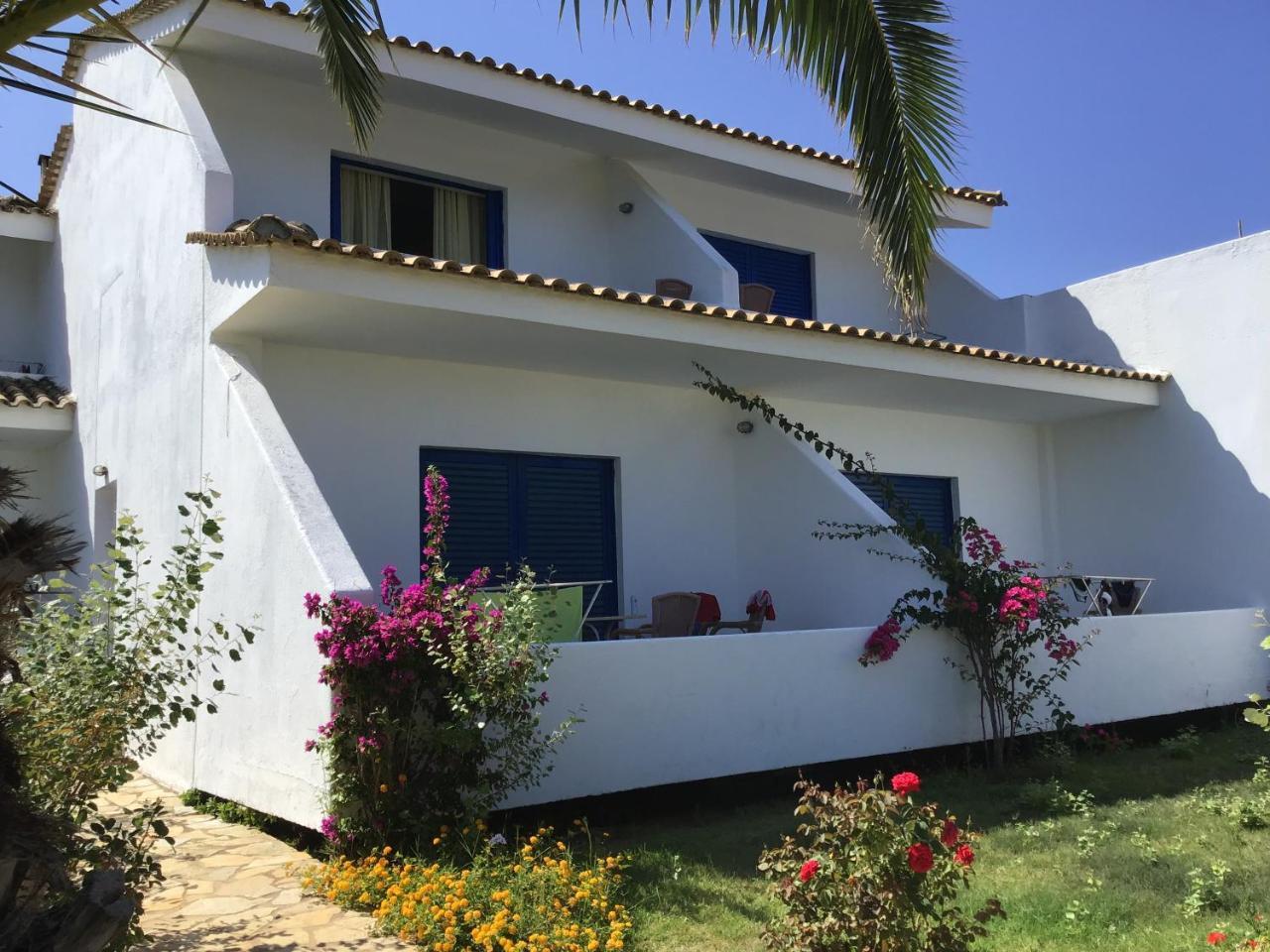 Hotel Oasis Kyparissia Ngoại thất bức ảnh