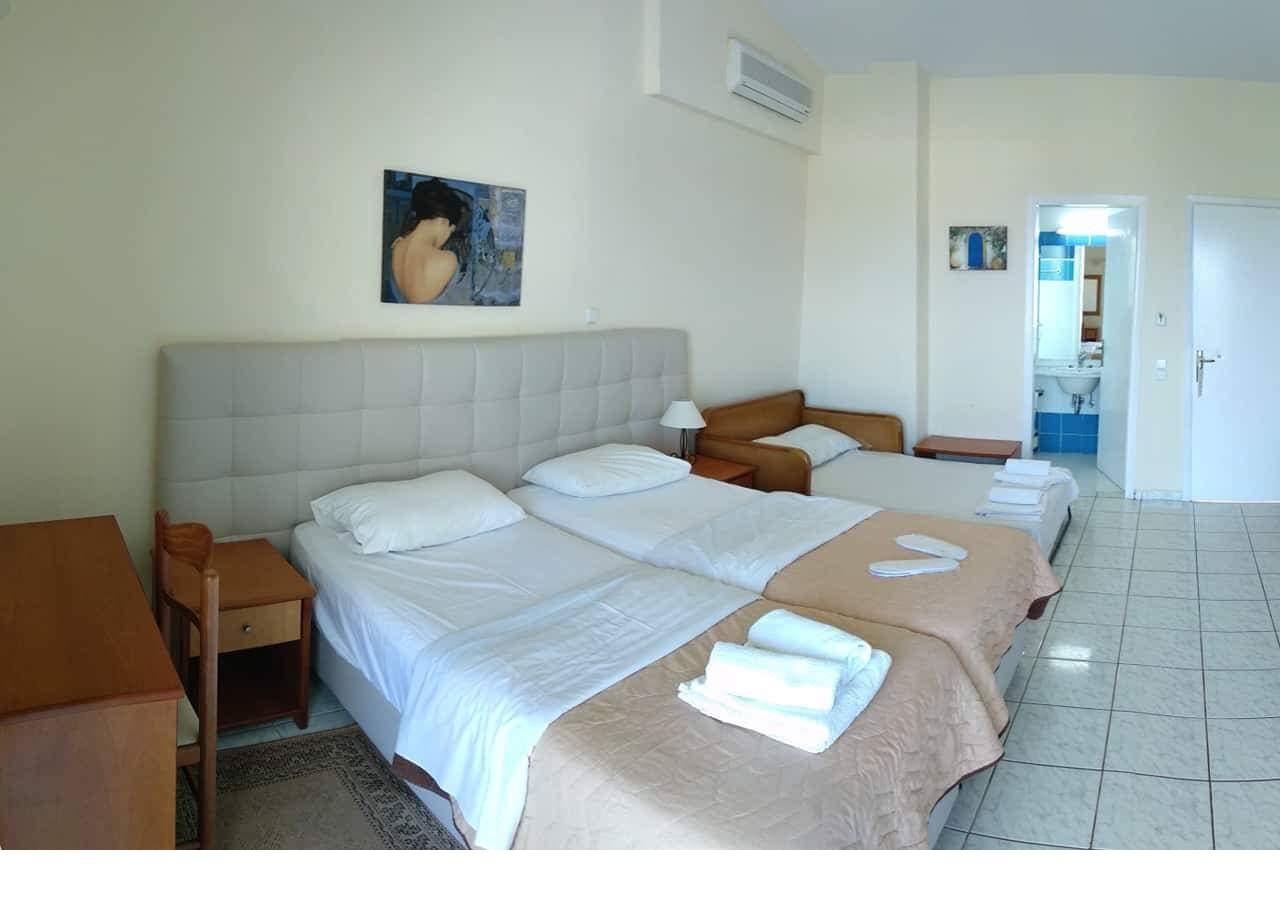 Hotel Oasis Kyparissia Ngoại thất bức ảnh